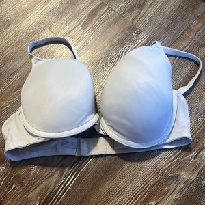 PINK Classic white push up bra